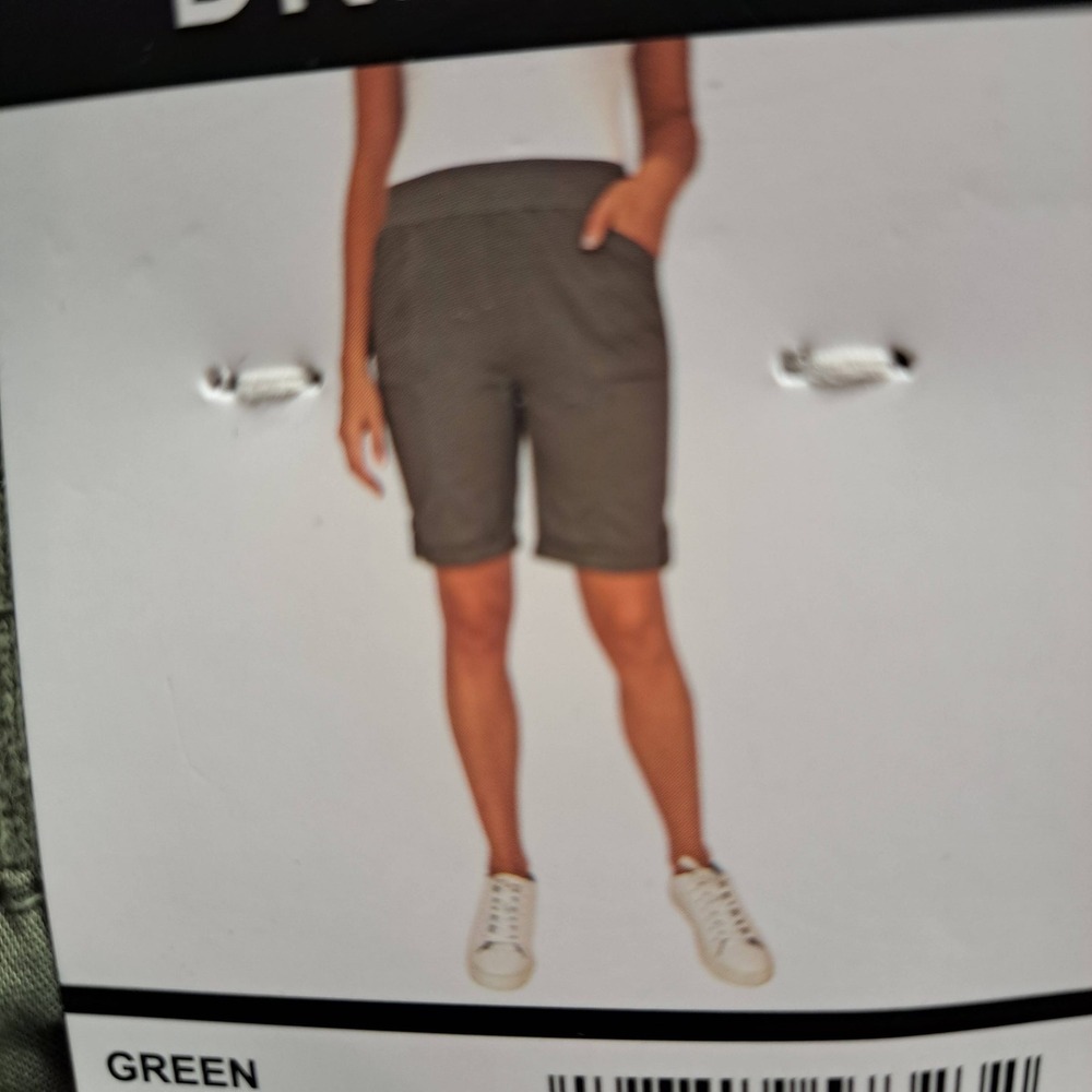 Briggs Womens Shorts XXL Green NWT Pull-On Stretch Cotton Blend Casual 1955-182